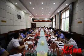 彭健初：突出稳定与发展 全力服务好涟钢图片