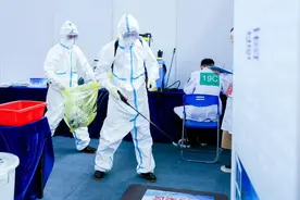 “复旦公卫博士年收入8.2万”刷屏背后：公共卫生专业如何“逆袭”？图片