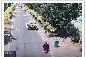 为了一个被盗的充电器，民警追出三十多里地图片