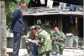 “懒汉”变“网红”！直播卖蜂蜜 他的生活比“蜜”甜图片