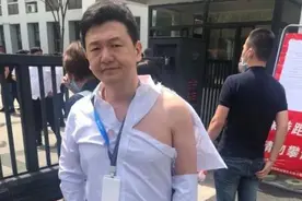 “会议室大战”背后的权力游戏图片
