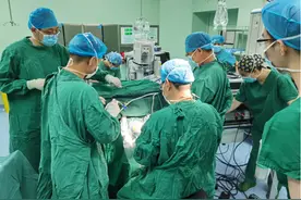 济宁曲阜市人民医院完成高难度脑前床突脑膜瘤手术图片