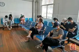 戴口罩=防晒？如何避免口罩导致的皮肤问题？郑州医生这样说……图片