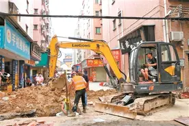 沙头铺开“雨污分流”亮点工程图片