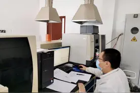 市检验检测中心开展学校饮用水质量检测图片