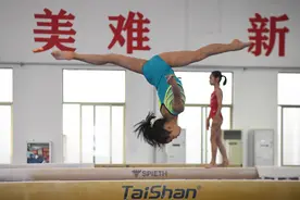 体操——湖南体操队训练备赛图片