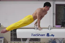 体操——湖南体操队训练备赛图片