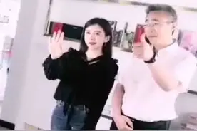 河南南召：县长直播“带货”产品热销图片