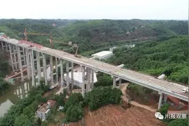 「四川交通」好消息！成宜高速宜宾段实现主线半幅贯通图片