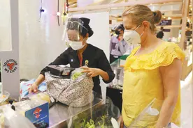 泰国努力减少塑料垃圾图片