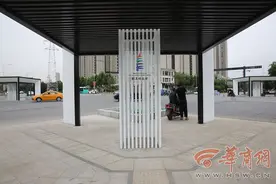 长安区交通导流岛亮相街头 可遮阳挡雨或当休息驿站图片
