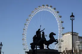 啼笑皆非！英专家居然称中国“改造士兵基因”，外国网民嘲讽图片