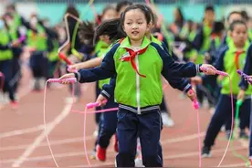 开学复课 运动健身图片