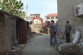 烟台牟平：老旧小区集中“拆违”图片