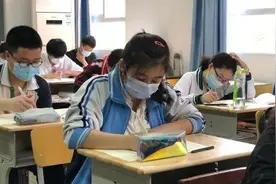 武汉抗疫一线医务人员子女今年中考加10分视频封面