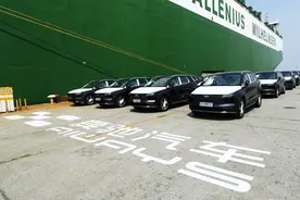 首批欧版U5上海起航发运欧盟，爱驰汽车乘势而上引领国际化图片