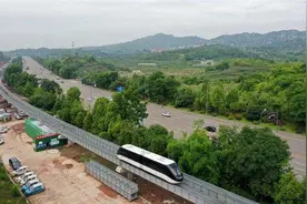 重庆“云巴”亮相，想体验不？图片