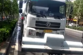 登封：城市洒水车助力反诈宣传图片