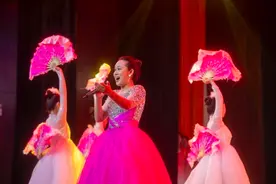 笑满三湘文艺志愿服务团专场演出致敬最美逆行者图片