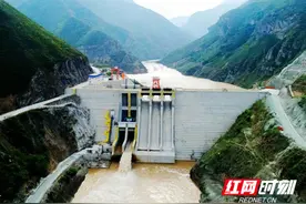 水电八局承建的美纳斯水电站土建工程实现最终移交图片