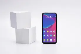 年轻人的第一部5G视频手机 中兴天机Axon 11 SE 5G图片