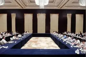 镇江市党政代表团赴宁考察，紫东与句容同城化发展又进一步图片