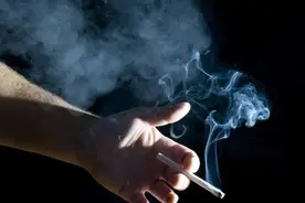 烟酒不分家图片