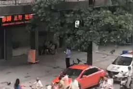 玉林一流浪老人街边死亡，初步排除他杀图片
