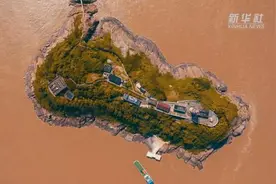 孤岛守塔人：一家五代，守望灯塔百年视频封面