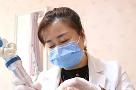被晒后皮肤发红发痒？这个方法解决你的防晒困扰图片