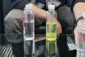 中国的汽油都是黄色？国外的油都是无色？图片