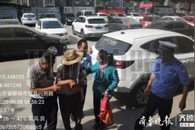 外地老人突发疾病急需送医，冠县交警开道护送一路飞驰图片