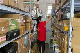 家门口多了快递代收点，老板还是90后小姐姐图片