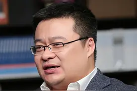 一线随行专家谈疫情发布：提高干部媒介素养，避免“沉默、翻车”图片