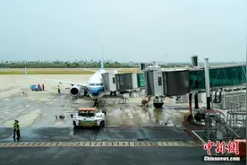 武汉至北京客运航班正式复航图片