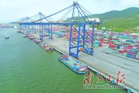 高栏港区 构建“四纵五横”交通新格局图片