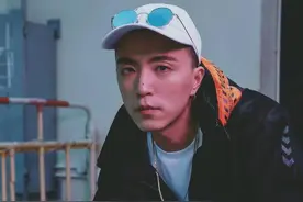 怎么了？Jony J清空微博内容 网友一脸疑惑图片