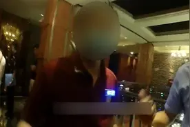 杭州男子酒后大闹KTV，扯开了警察的衣服，还在派出所给了辅警一耳光图片
