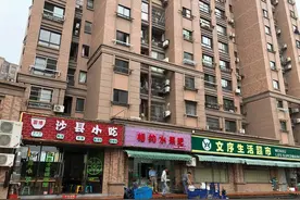 餐饮禁区挡不住扰民油烟？上海一些小饭馆用“蒸煮”名义开店后卖炒菜图片