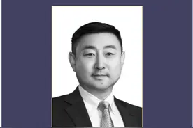 每经20点丨美军机飞越台湾上空，外交部回应：立即停止此类非法、挑衅行径；博纳影业集团：副总裁黄巍长期失眠、心情压抑，坠楼身亡图片