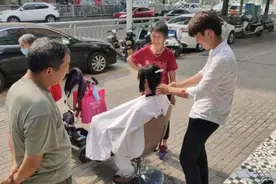 为这个小伙儿点赞！每天上班前，他先做这件事图片