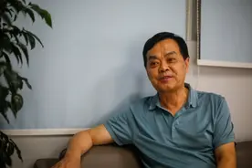 65岁名校长贺优琳重回教育一线：至少还要再干2个5年图片