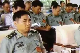 王安龙任中部战区陆军纪委书记，曾任军委办公厅副主任图片