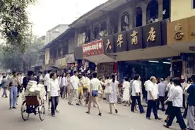 成都老照片丨上世纪，成都最繁华的一条街，比春熙路“老”57岁！图片