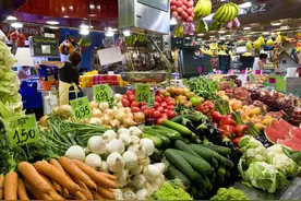 卧虎藏龙的批发菜市场：20年买10套房，疫情期3个月赚130万图片