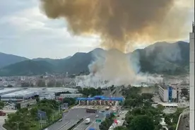 遭遇油罐车爆炸起火该如何逃生图片