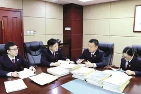 陕西公职人员成了商场老板，还有私人“安保队”：看谁不顺眼就收拾谁，打完人发500元奖金图片