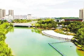 河北霸州大力建设城市公园图片