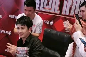 5小时销售量破10亿，为啥直播间的东西这么便宜？直播带货到底还能火多久？图片