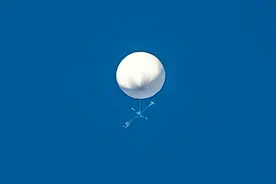 日本仙台上空出现白色球体成迷 网友质疑是“UFO”引爆网络图片